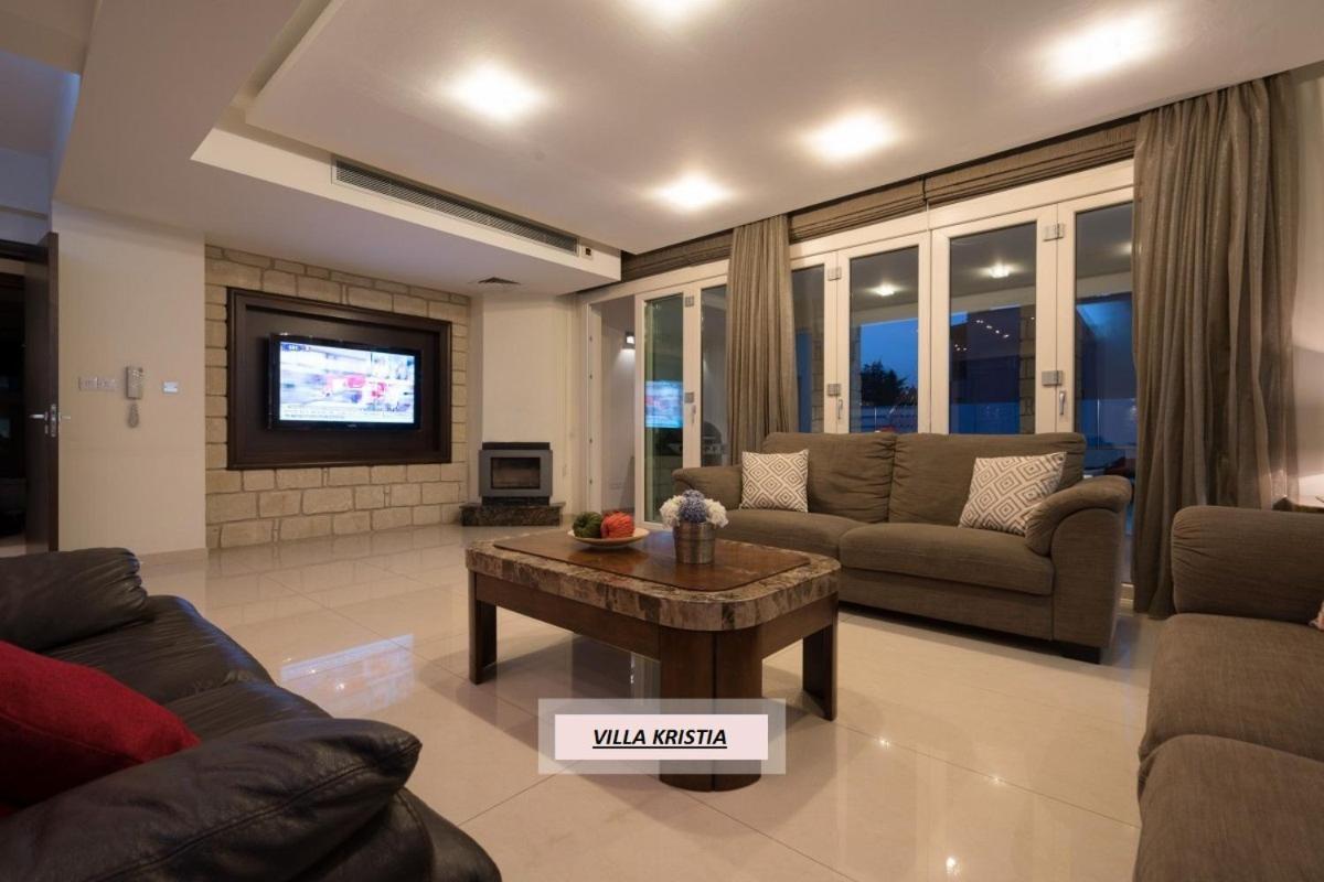 Villa Kristia Пафос Екстериор снимка