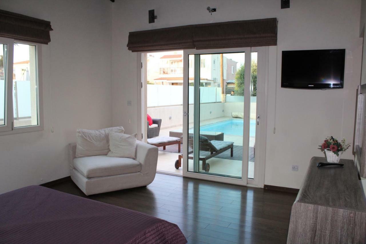 Villa Kristia Пафос Екстериор снимка
