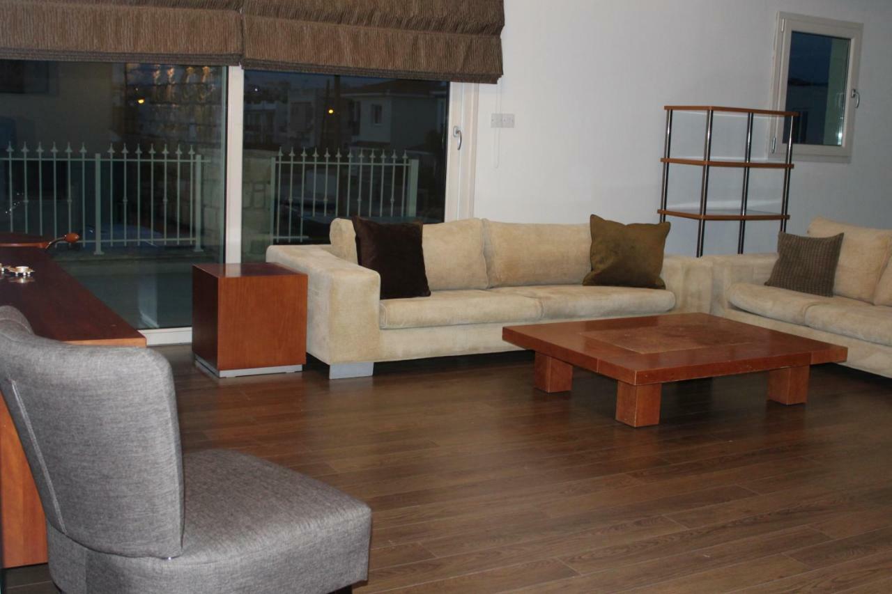 Villa Kristia Пафос Екстериор снимка