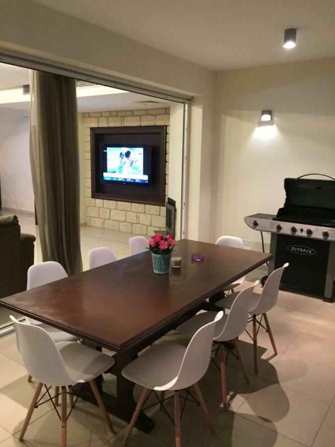 Villa Kristia Пафос Екстериор снимка